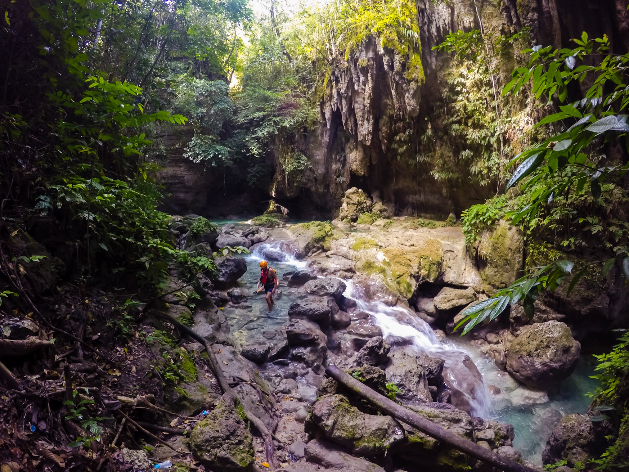 Top topový adrenalin, Kawasan Falls Canyoneering